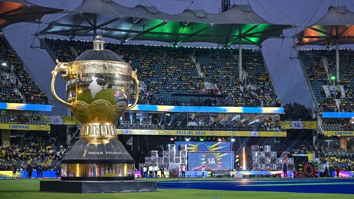 IPL 2026: बीसीसीआई का बड़ा एक्शन, आईपीएल में 'स्मार्ट सनग्लासेस' पर लगा बैन, नियम तोड़ा तो लगेगा भारी जुर्माना