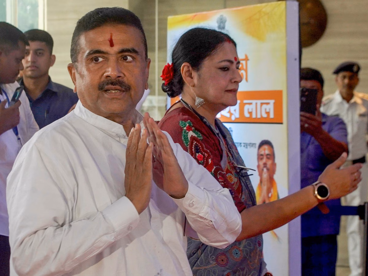 बंगाल में 'अधिकारी सरकार' का मेगा विस्तार! अर्जुन सिंह और तापस रॉय समेत 35 नए मंत्रियों ने ली शपथ, जानें पूरा सियासी समीकरण