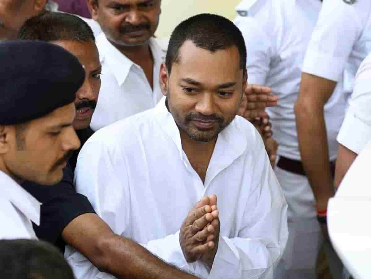 मंत्री बनने के 53 दिन बाद सरकारी आवास में शिफ्ट हुए स्वास्थ्य मंत्री निशांत कुमार, सीएम सम्राट चौधरी के बने पड़ोसी
