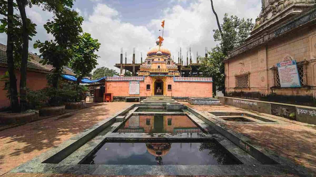 संकट आने से पहले पसीना बहाती है भैरव बाबा की मूर्ति! जानिए हिमाचल के वज्रेश्वरी देवी मंदिर का यह अनोखा रहस्य
