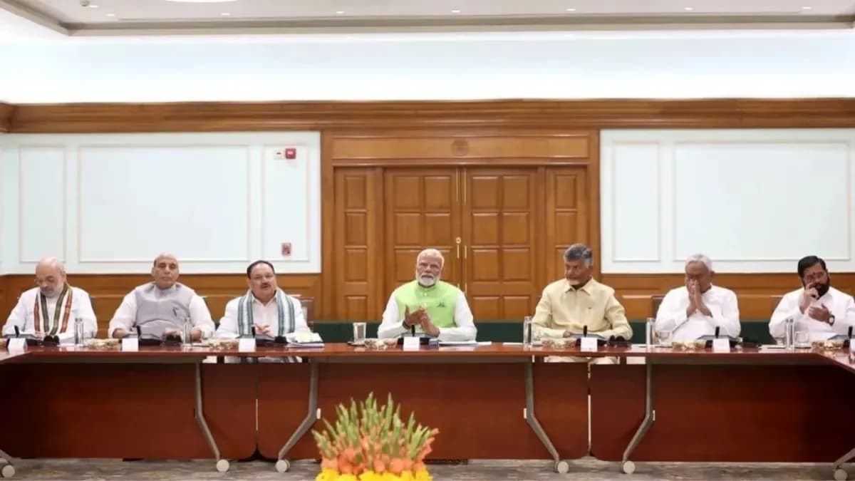 क्या 850 सीटों वाले परिसीमन विधेयक को पास करा पाएगी मोदी सरकार, सुप्रिया सुले के बयान से मचा हड़कंप