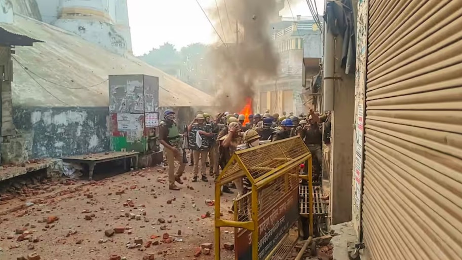 संभल हिंसा अपडेट: मुख्य आरोपियों पर 27 जुलाई को दर्ज होंगे विवेचकों के बयान, कोर्ट जल्द सुना सकती है बड़ा फैसला