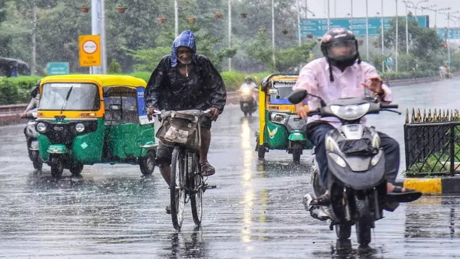 Rajasthan Weather Alert: राजस्थान में मानसून का रौद्र रूप! ब्यावर में 9 इंच रिकॉर्ड बारिश, जयपुर सहित 11 जिलों में मूसलाधार का ऑरेंज अलर्ट