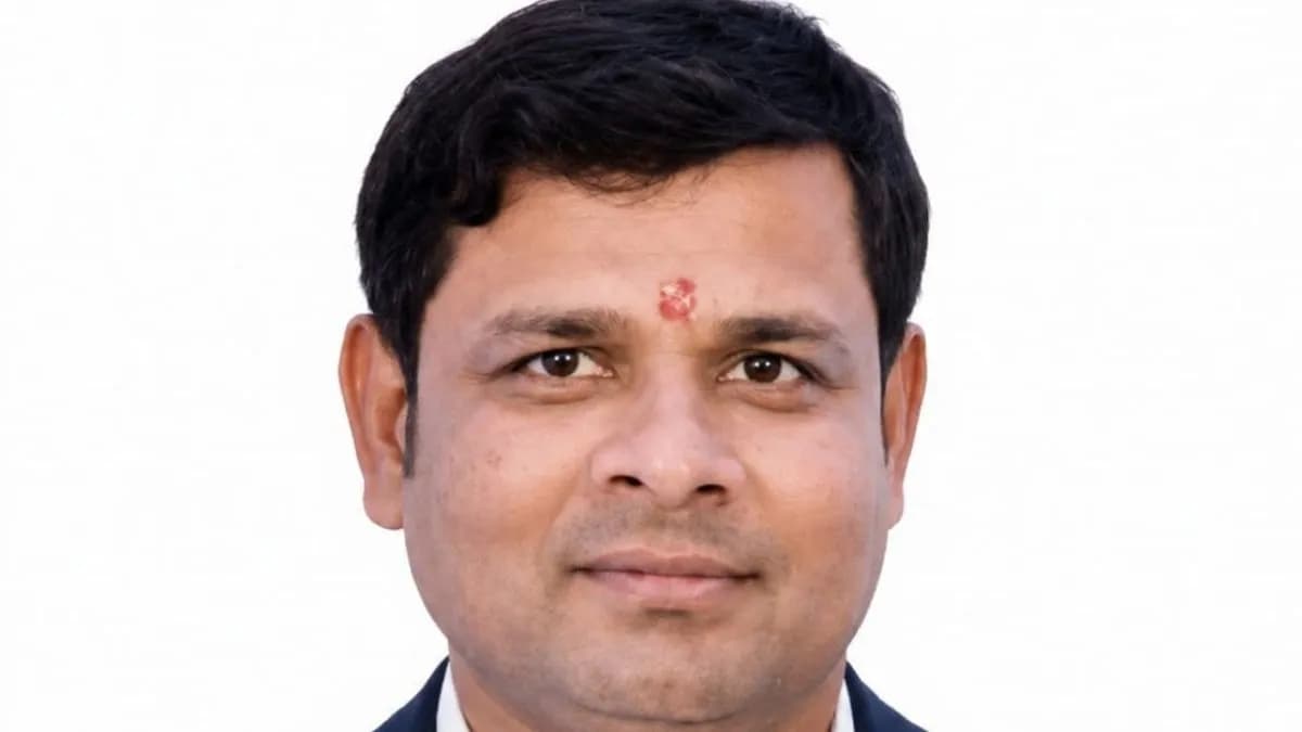 महाराष्ट्र TET पेपर लीक: मास्टरमाइंड बिजेंद्र गुप्ता बिहार से गिरफ्तार, पुलिस ने पुणे एयरपोर्ट से लिया हिरासत में