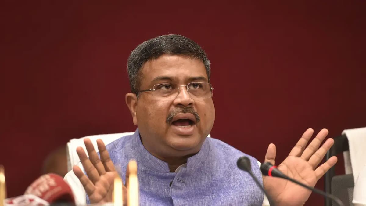 धर्मेंद्र प्रधान नेट वर्थ: NEET विवाद के बीच चर्चा में आए शिक्षा मंत्री, जानिए करोड़ों की संपत्ति से लेकर बैंक बैलेंस तक का पूरा ब्योरा