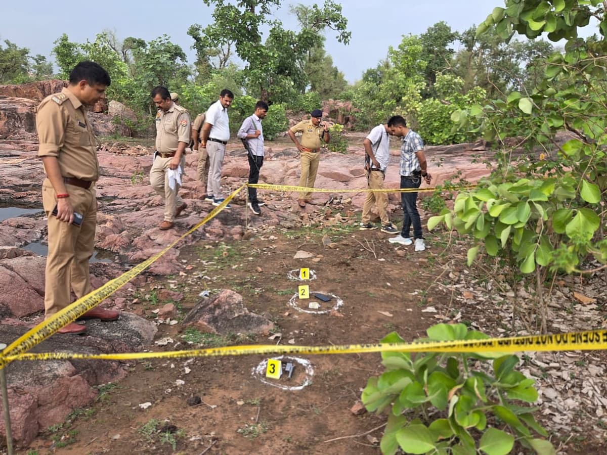 अंधा कत्ल: तेजधार हथियार से बेरहमी से काटा गया युवक, इलाके में फैली खौफनाक दहशत!