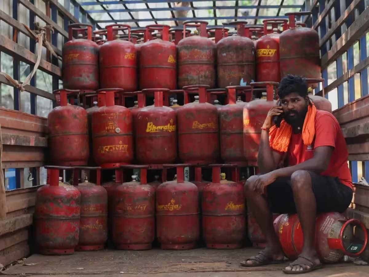 LPG सिलेंडर वालों के लिए बड़ा अलर्ट, सरकार के नए प्लान से बदल जाएगा गैस कनेक्शन