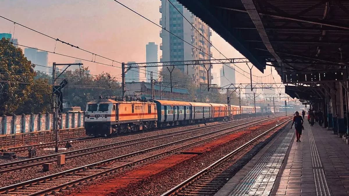 रेल यात्रियों के लिए बड़ी खुशखबरी! 7 बड़े रूट होंगे 4 लाइन के, कम होगी ट्रेनों की लेटलतीफी
