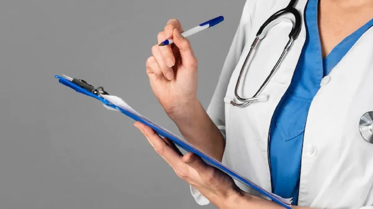 Uttarakhand MBBS Admission Scam: फर्जी सर्टिफिकेट से हथियाईं मेडिकल सीटें