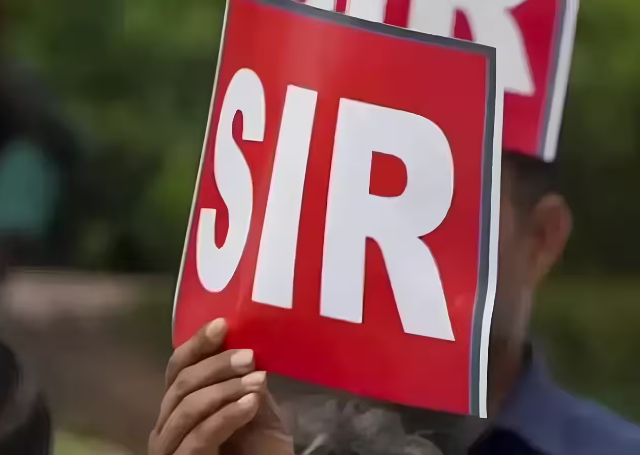 बंगाल SIR : मतदाता सूची में नाम जोड़ने और हटाने से जुड़ी अपीलें अब भी लंबित
