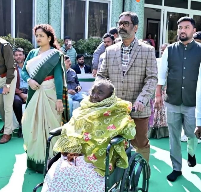 झारखंड के सीएम हेमंत सोरेन की मां रूपी सोरेन की अचानक फिर बिगड़ी तबीयत