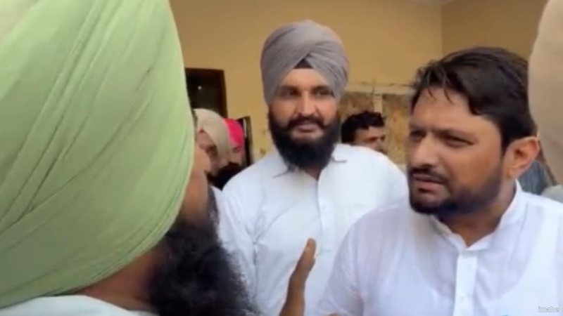 आप विधायक बलकार सिद्धू और पूर्व मंत्री सिकंदर मलूका सरेआम भिड़े