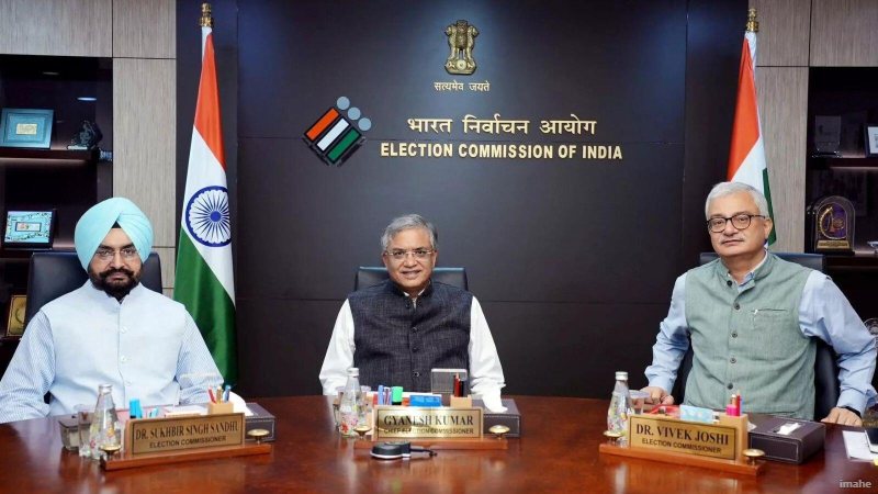 मुख्य चुनाव आयुक्त ज्ञानेश कुमार और अन्य आयुक्तों के बीच कैसे बढ़ती गई खाई
