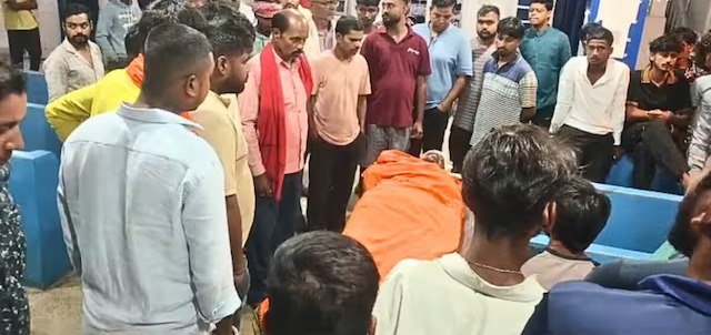 झारखंड : सब इंस्पेक्टर के 24 वर्षीय बेटे की पीट-पीटकर बेरहमी से हत्या