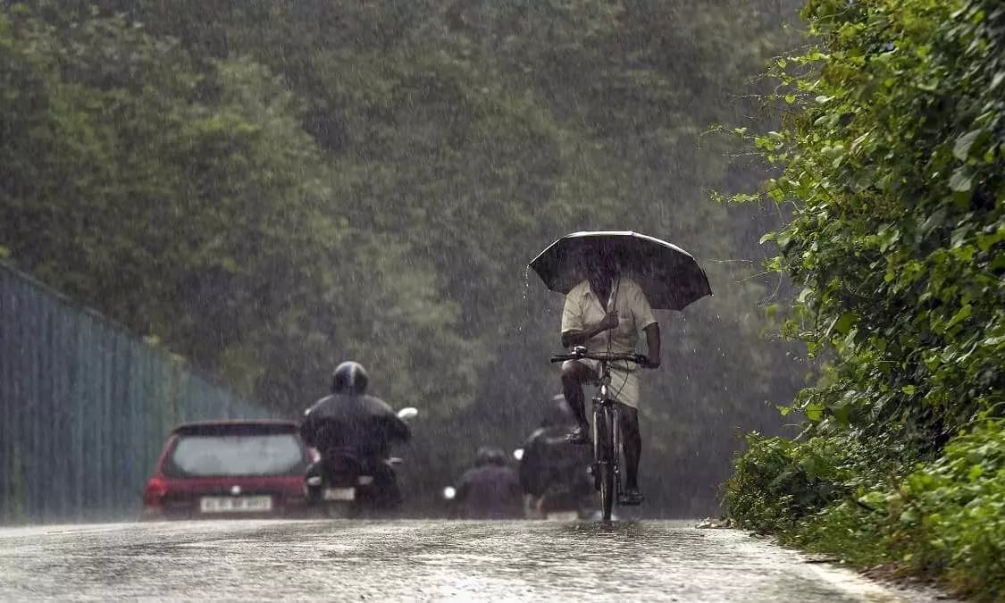 मानसून लौट रहा, फिर भी नहीं थमेगी बारिश! अगले 4 दिन इन राज्यों में बिगड़ेगा मौसम