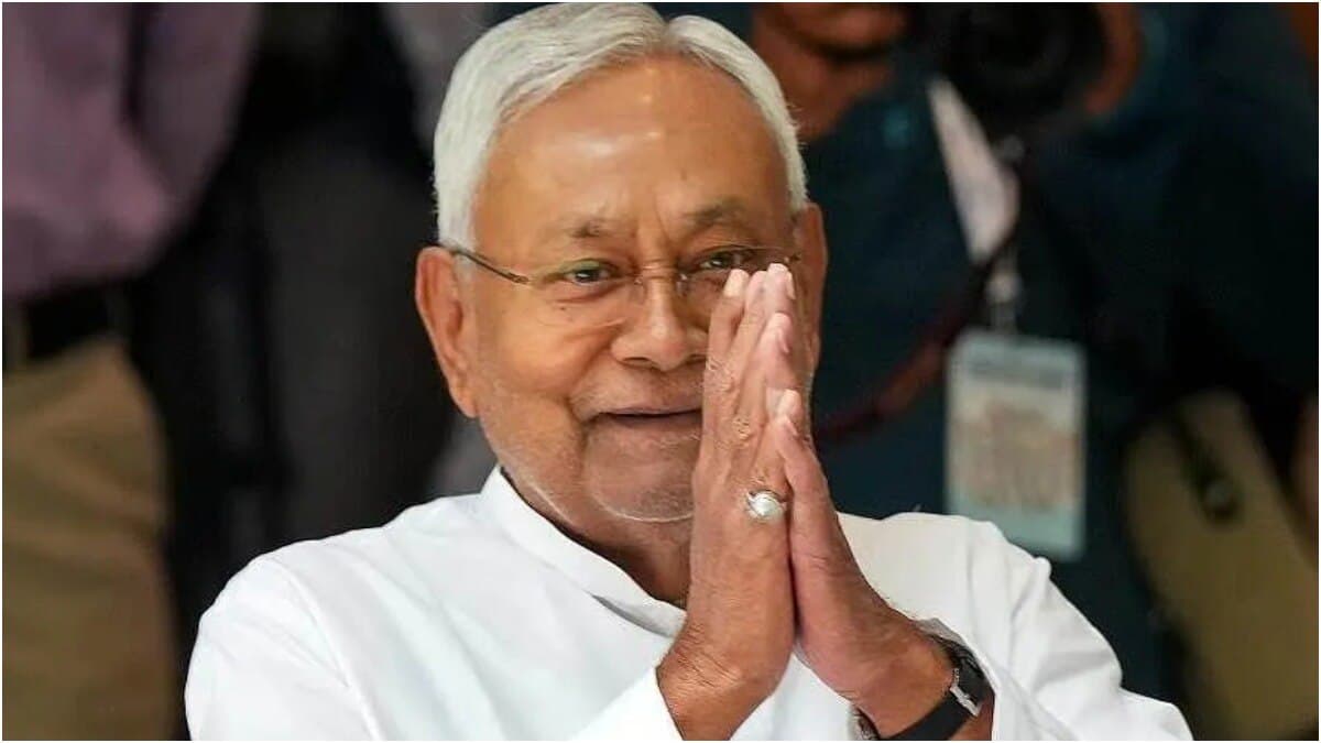 INDIA ब्लॉक की बड़ी बैठक: CEC ज्ञानेश कुमार और PM मोदी के इस्तीफे की मांग, CWC में नीतीश कुमार पर सोनिया का बड़ा खुलासा!