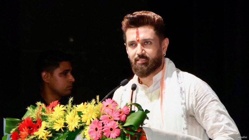 पीएम मोदी के 'हनुमान' चिराग पासवान की उत्तर प्रदेश में बड़ी एंट्री