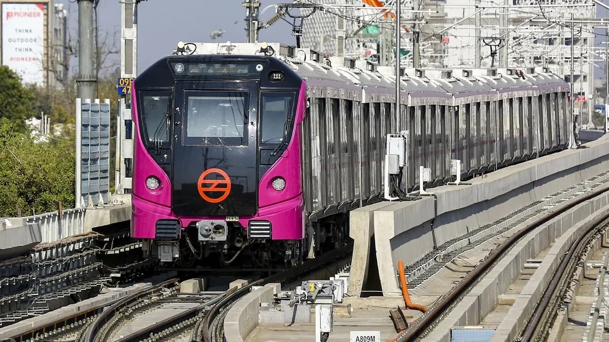 दिल्ली में हाई अलर्ट! ये 11 मेट्रो स्टेशन बंद, जंतर-मंतर पर भारी सुरक्षा