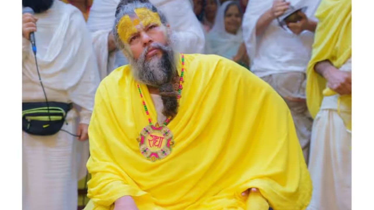 प्रेमानंद महाराज को Z+ सुरक्षा की मांग: आश्रम में गुटबाजी को लेकर मची अफरा तफरी