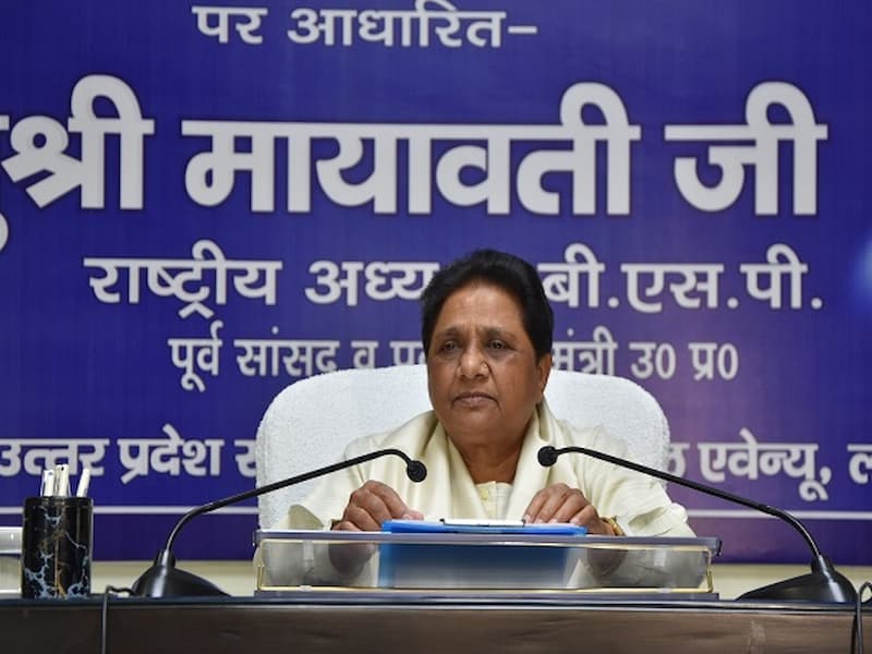 आकाश आनंद को पार्टी से क्यों निकाला; मायावती ने मीडिया के दावों पर तोड़ी चुप्पी, ससुर पर फोड़ा ठीकरा
