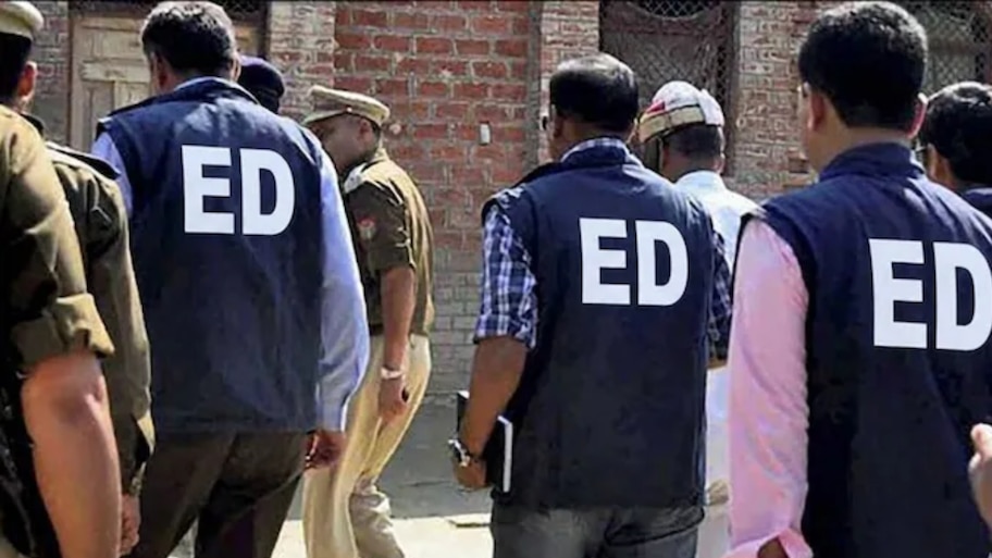 पश्चिम बंगाल की कंपनी पर ED का शिकंजा, 139 बैंक अकाउंट फ्रीज; 3 लग्जरी कारें भी जब्त