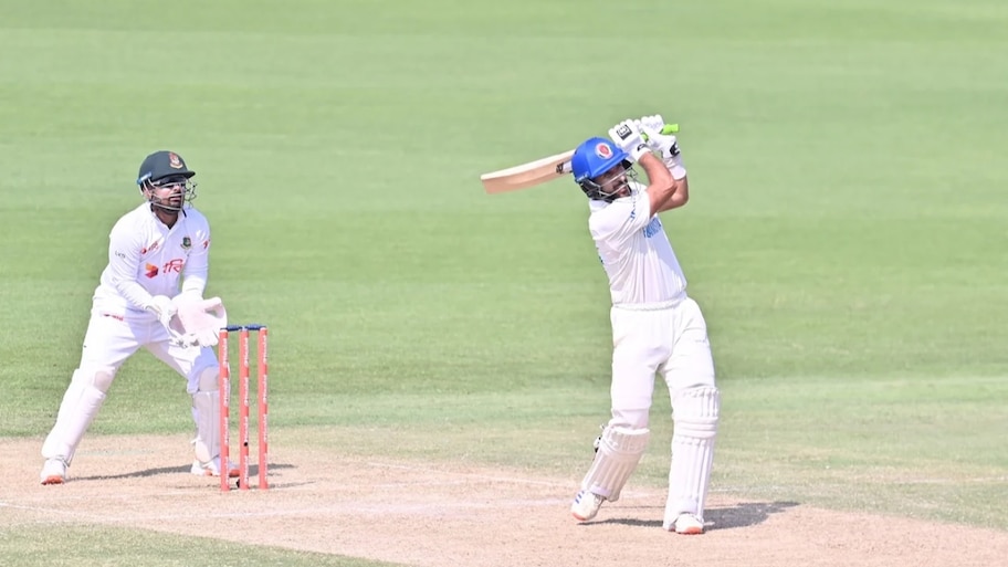 Afghanistan vs Bangladesh: रहमत शाह ने ठोका शतक, अफगानिस्तान के क्रिकेट इतिहास में बना अनोखा रिकॉर्ड
