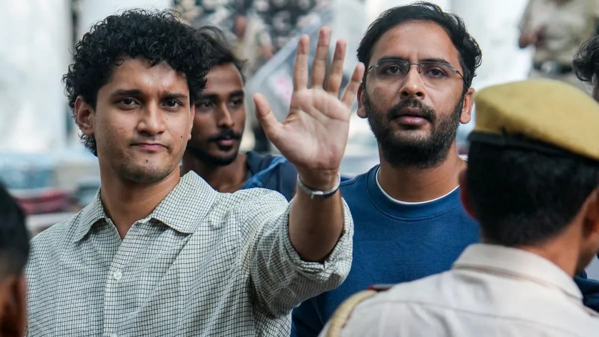 जंतर-मंतर पर गेट फांदकर घुसे CJP नेता सौरभ दास और आशुतोष रांका, दिल्ली कोर्ट ने भेजा 5 दिन की जेल
