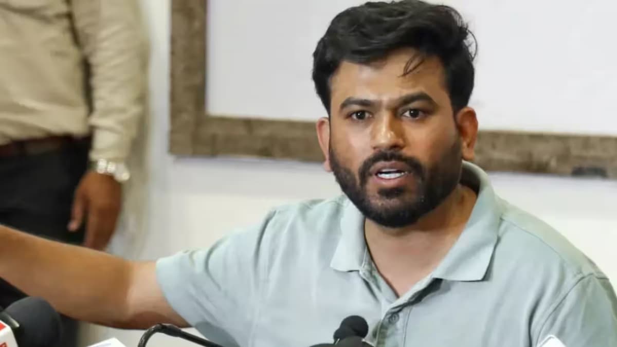 विपक्ष में थे तब क्या करते थे; सत्ता पक्ष पर भड़के अभिजीत दीपके, खोल दिया पुराना कच्चा-चिट्ठा