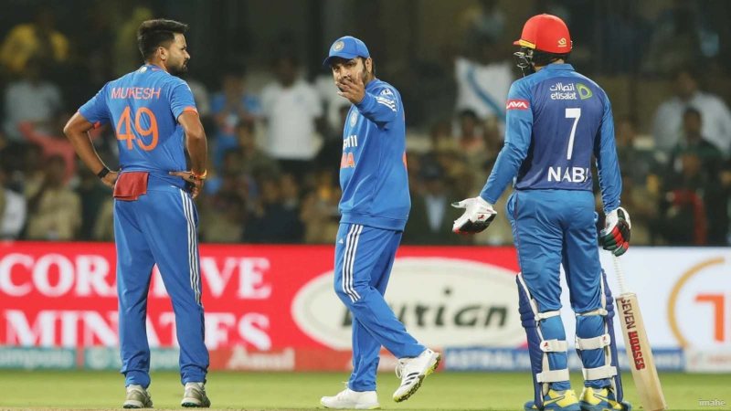 बेंगलुरु के चिन्नास्वामी स्टेडियम में टीम इंडिया के आखिरी T20 में हुआ था गजब ड्रामा