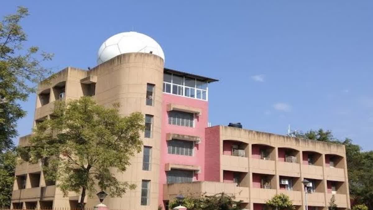 राजस्थान में अचानक पलटा मौसम; अक्टूबर में सावन जैसी झड़ी, 7 जिलों में तेज बारिश और ओलों का बड़ा अलर्ट