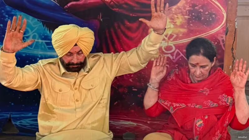 पंजाब चुनाव से पहले क्या कांग्रेस में लौटेंगी नवजोत सिद्धू की पत्नी