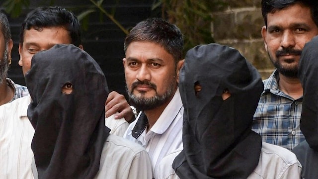 टाइगर श्रॉफ फायरिंग केस: अब तक 10 दबोचे गए; ट्रेनों से लाए गए हथियार, किस्तों में दी गई सुपारी!
