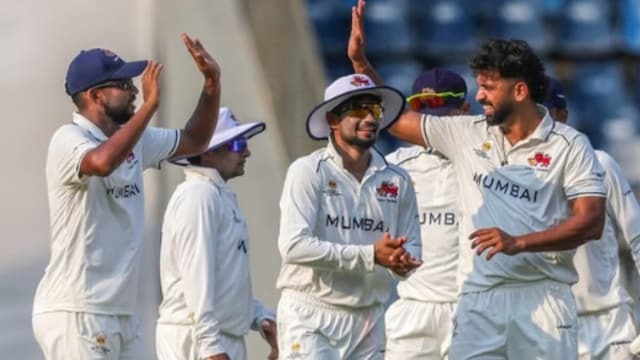 14 अंकों के साथ टॉप पर मुंबई, बोनस अंक के साथ लगातार दूसरी जीत दर्ज की, हिमाचल प्रदेश को पारी से हराया