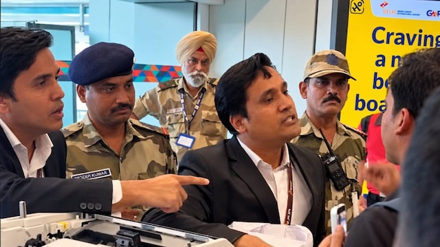 एयरलाइन स्‍टाफ बोला- सस्ता है इसलिए आए हो... सुनते ही भड़क गए पैसेंजर्स, लगे 'शेम ऑन स्‍पाइसजेट' के नारे