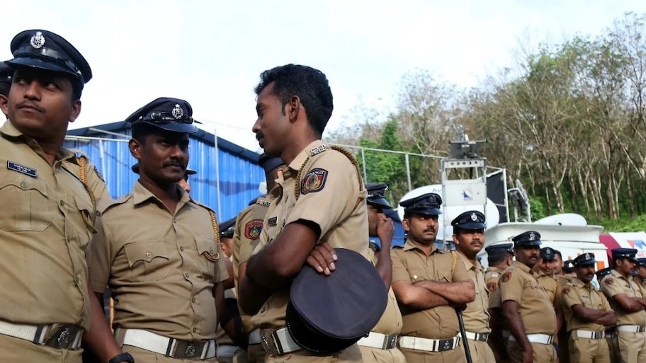 कार से टक्कर मारकर बुजुर्ग की मौत, जज के बेटे को मिल गई बेल; सड़क पर उतरा पीड़ित परिवार