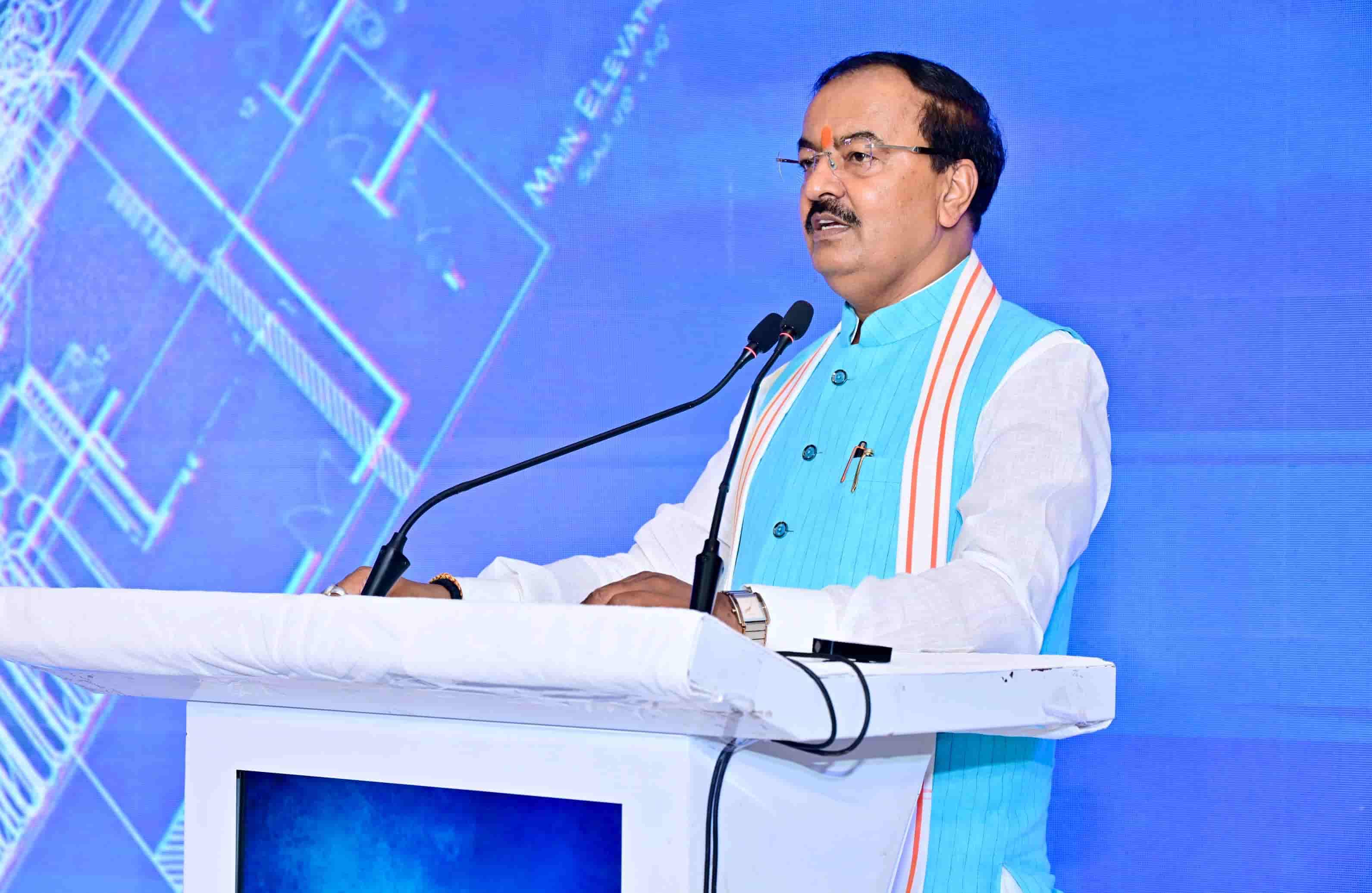 प्रधानमंत्री जी के पूज्य पिता पर अमर्यादित भाषा बोलने पर कांग्रेस तत्काल माफी मांगे: केशव प्रसाद मौर्य