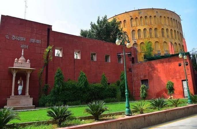 10 मेहमानों के लिए 700 माला और 8 महीने में 17 लाख खर्च; जयपुर नगर निगम की खरीद पर उठे सवाल